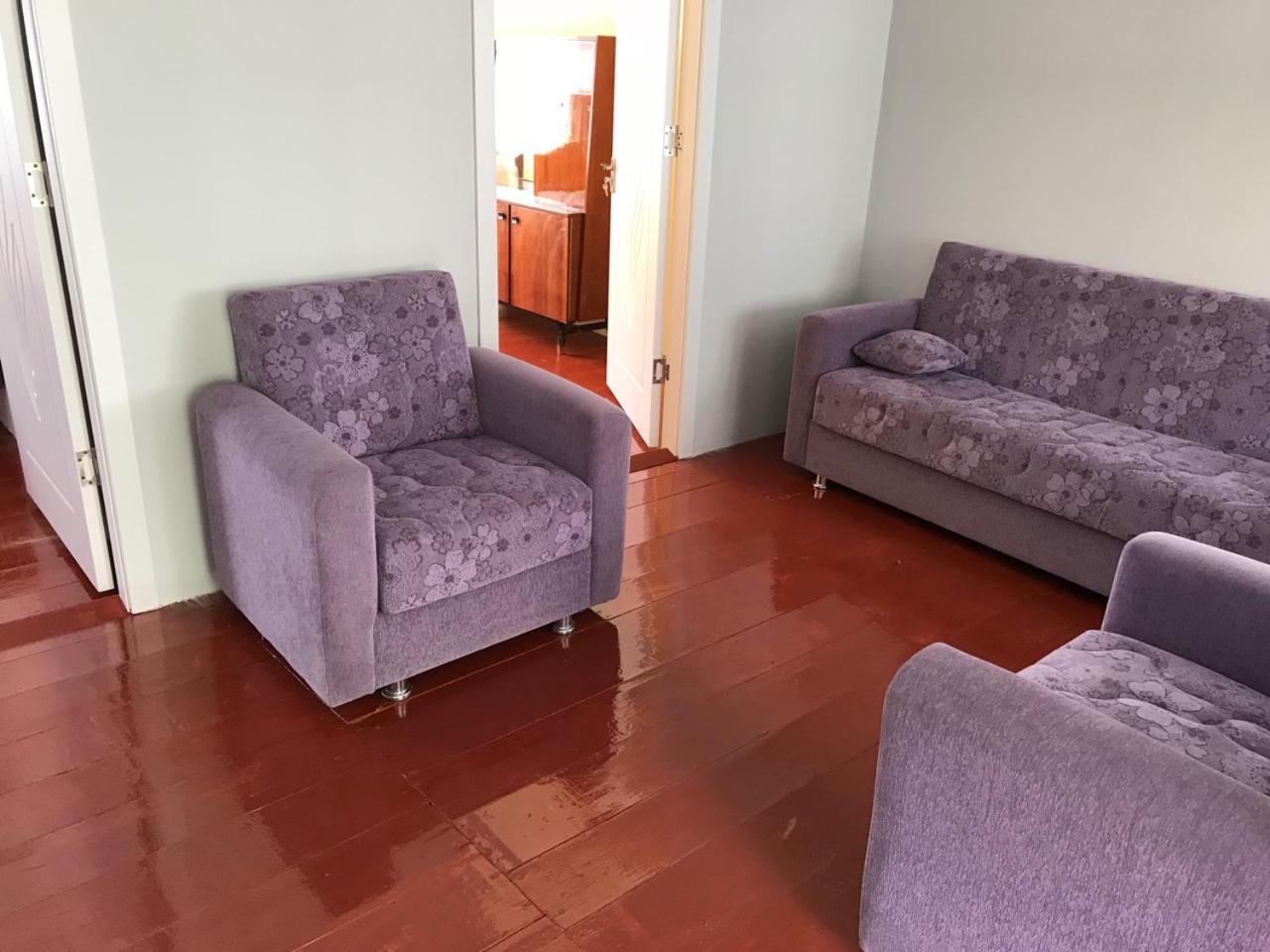 Ciuri'S Guesthouse Zhabeshi Ngoại thất bức ảnh